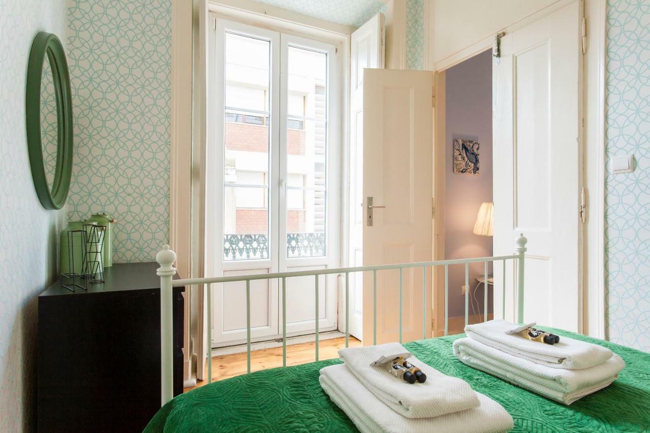 Bairro Alto 3 Bedroom Patio Flat! Lisboa Exterior foto