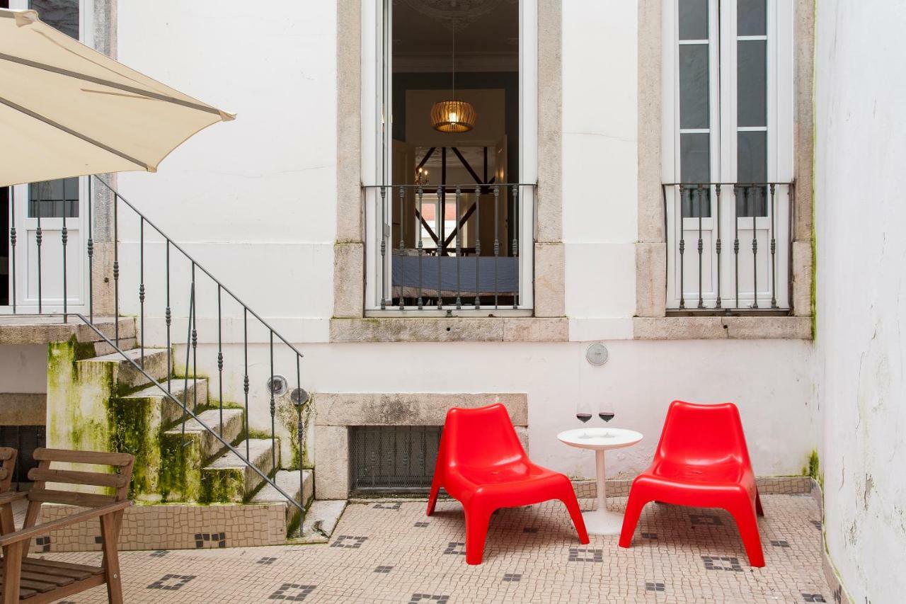 Bairro Alto 3 Bedroom Patio Flat! Lisboa Exterior foto