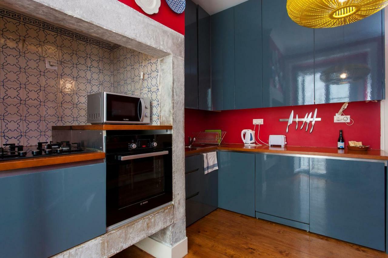 Bairro Alto 3 Bedroom Patio Flat! Lisboa Exterior foto
