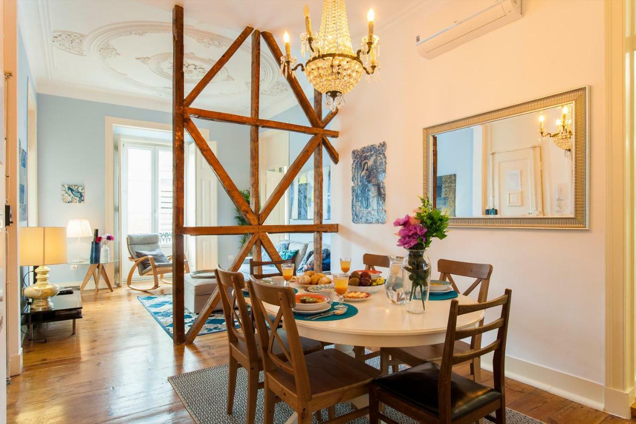 Bairro Alto 3 Bedroom Patio Flat! Lisboa Exterior foto