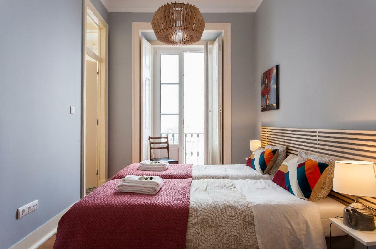Bairro Alto 3 Bedroom Patio Flat! Lisboa Exterior foto